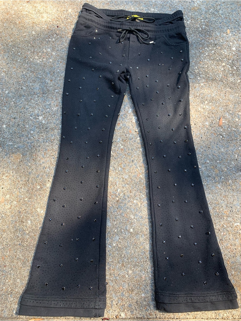 New GUAPI Black Rhinestone-Embellished Jeans - Picture 6 of 9